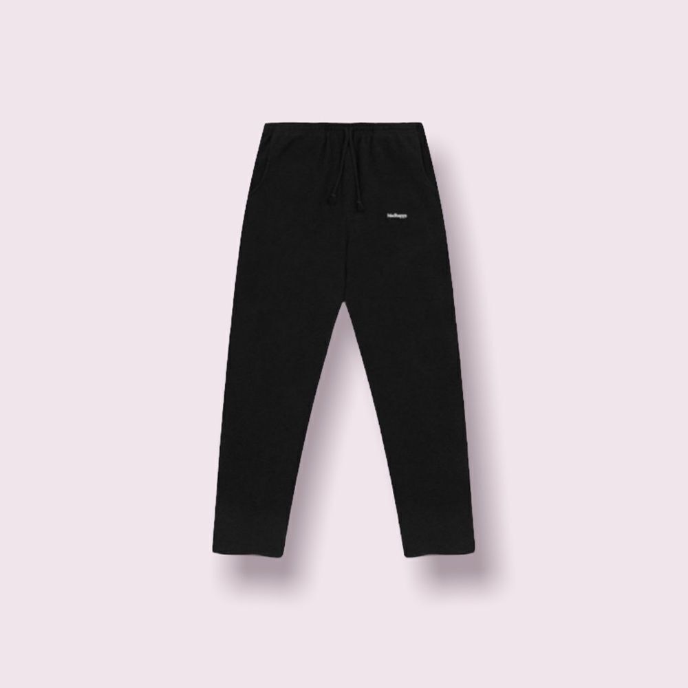 MadHappy Classic Black Universal Sweatpants